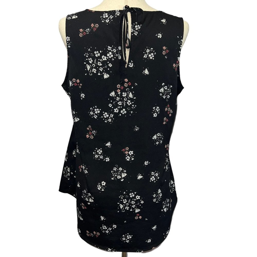 Like new CABI Misty Black Sleeveless Floral Tunic Style 5388 Top Size Me… - Picture 2 of 10